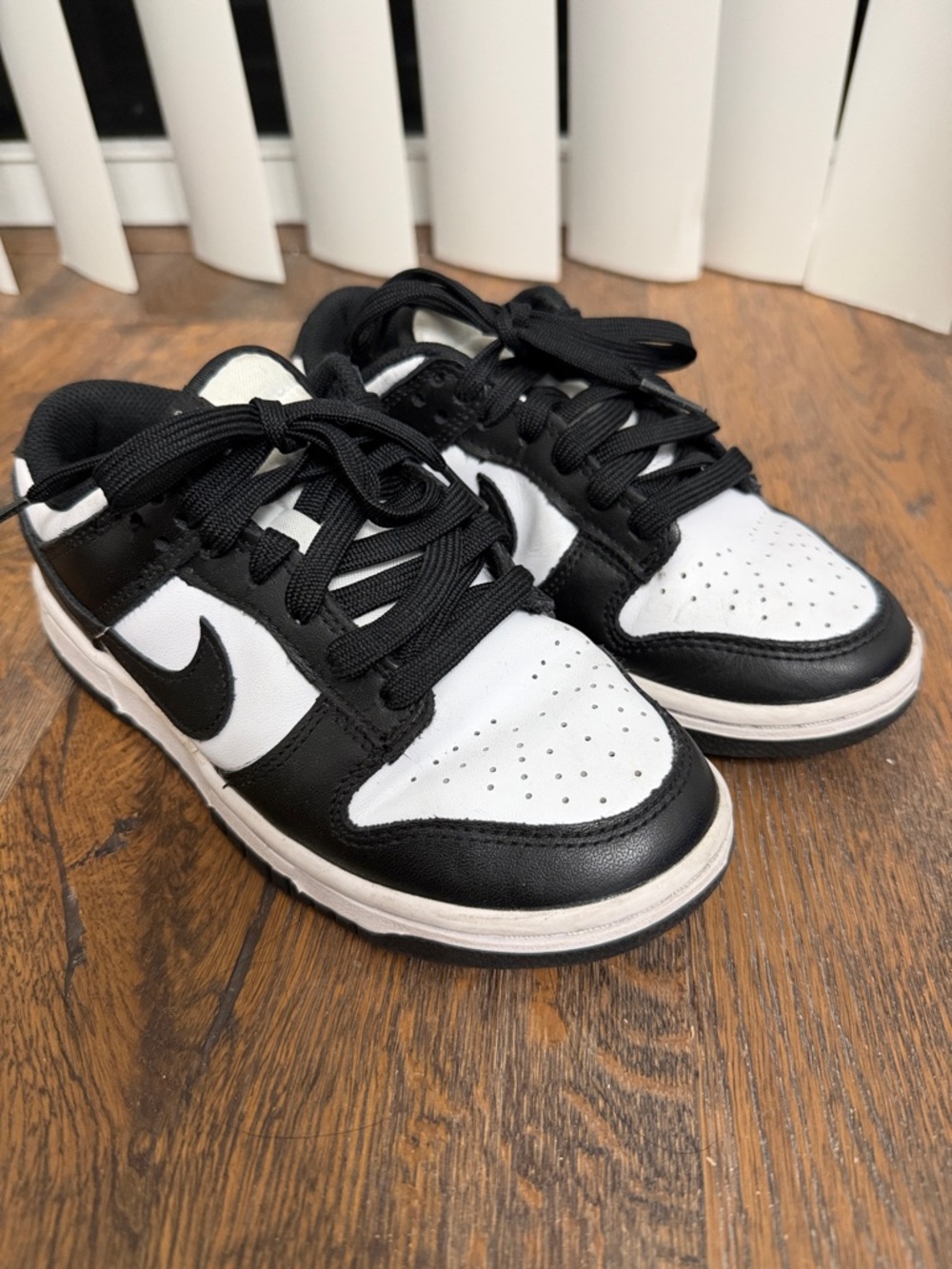 Nike Dunk Low Retro White Black Panda